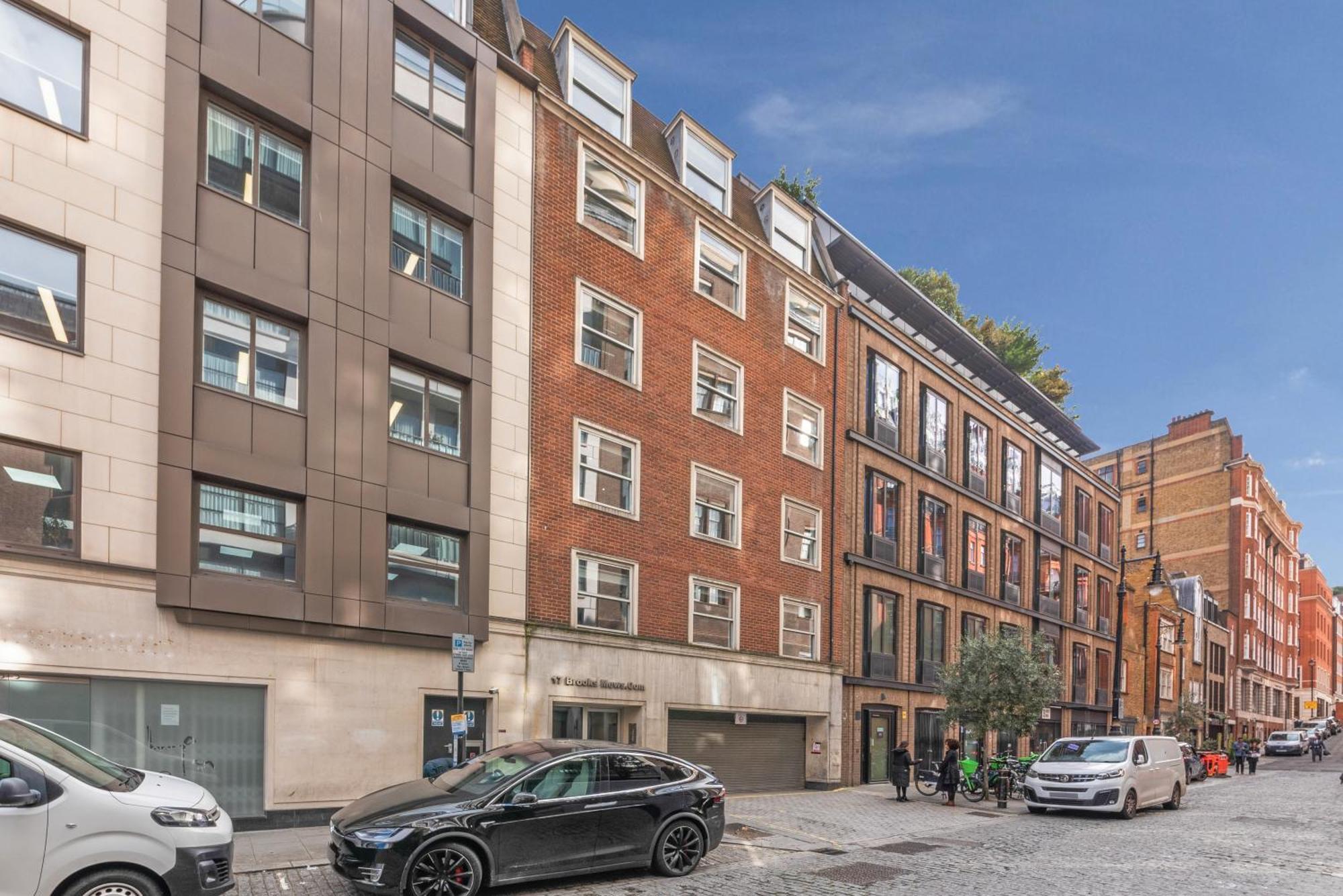 1 Bed-mayfair-private Balcony Apartment *